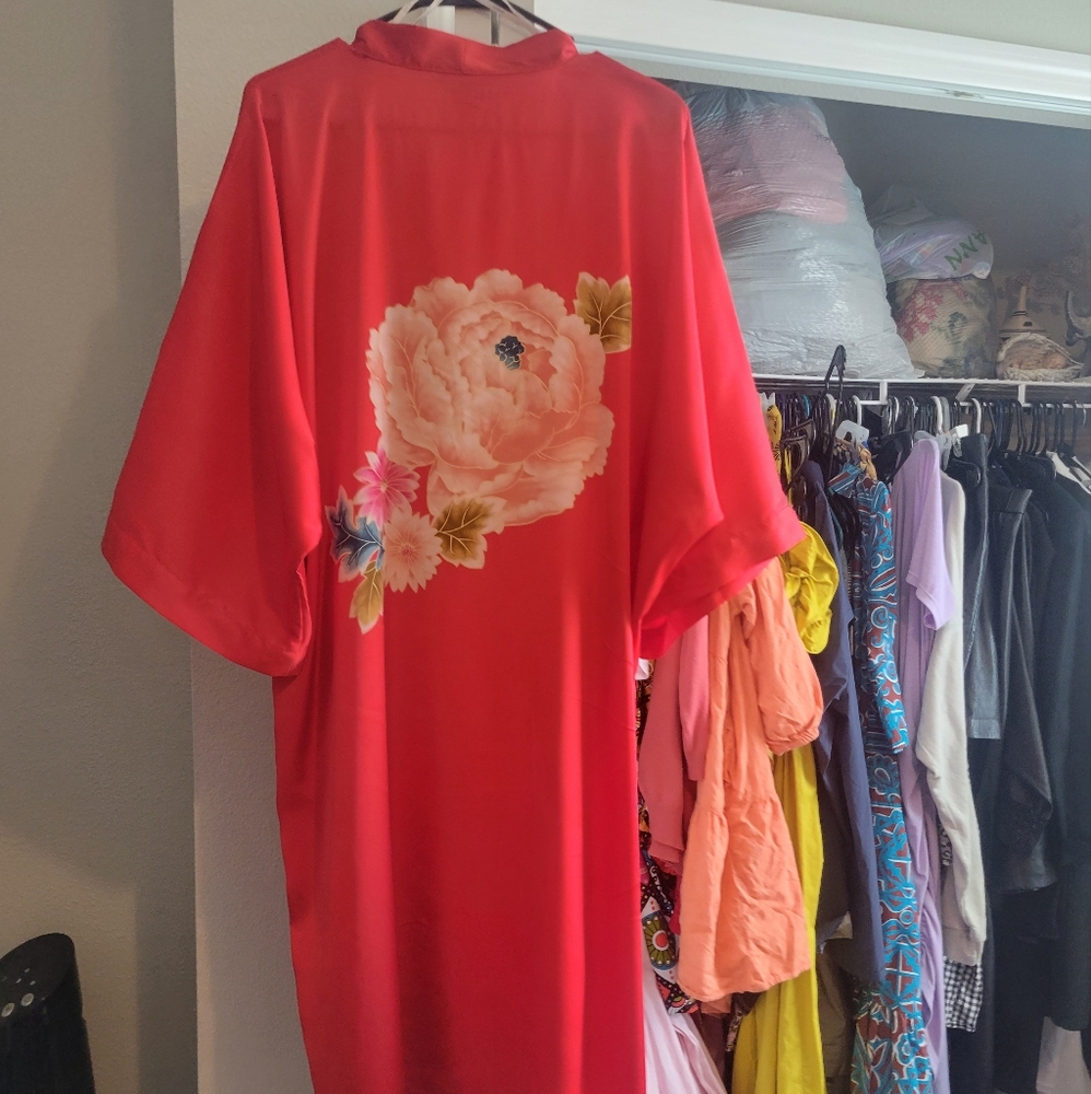 Red Floral Silky Kimono